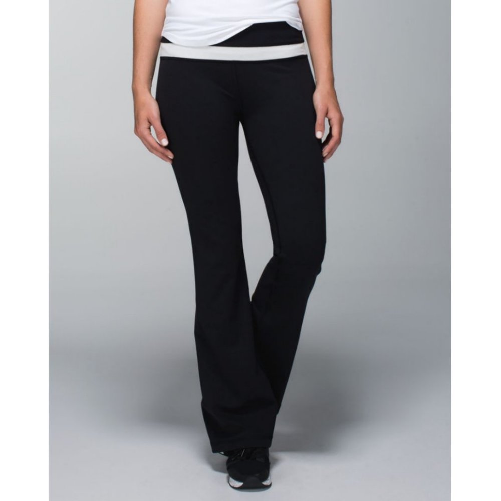 Lululemon Groove Pant Full-On Luon Flared Leggings Yoga Mid High Waisted Rise - Picture 8 of 8